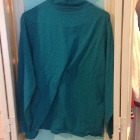 cross creek turtle neck long sleeved shirt - Picture 2 of 4